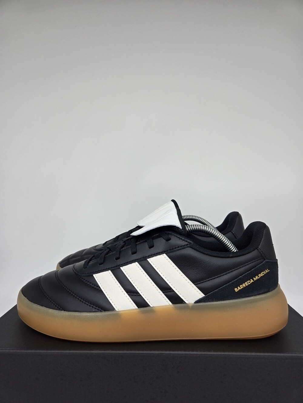 adidas Women's Barreda Mundial HQ2351 Black White Gum Shoes Size 9.5